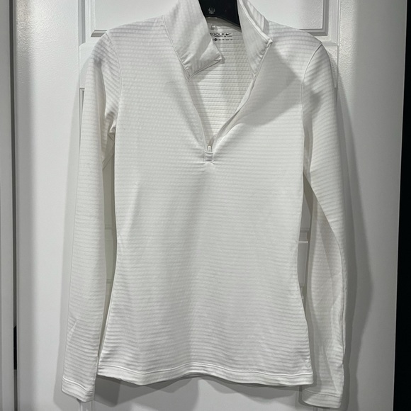 Women’s Nike golf dry fit half zip pullover